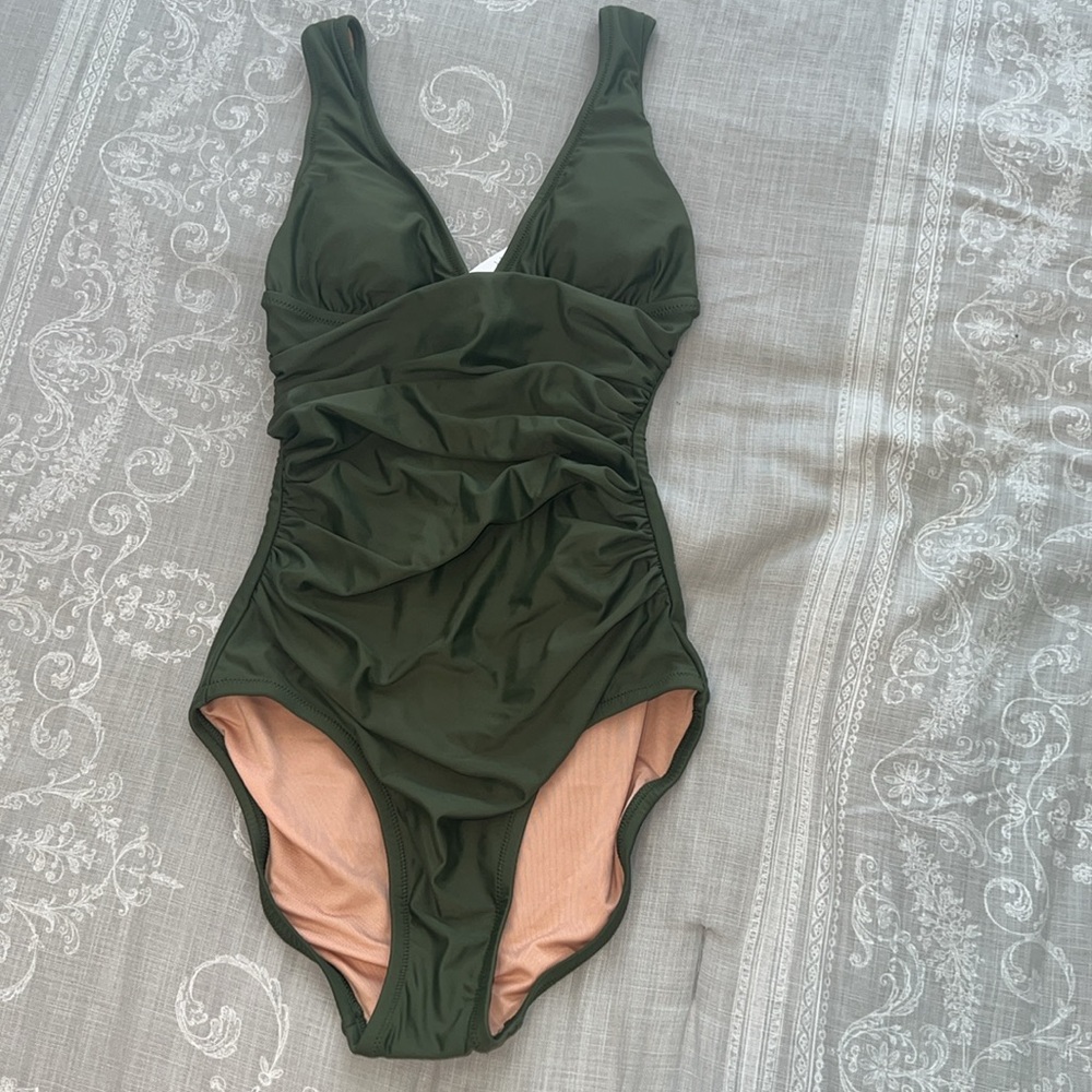 NWT! Flattering J.Crew Olive Green One-Piece Swimsuit - Size 0 - Picture 2 of 7